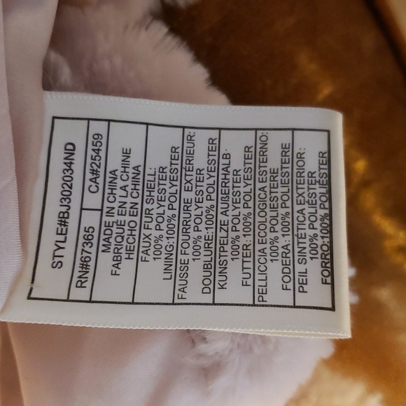 BB DAKOTA~ XS~FAUX FUR, PALE PINK WOMAN'S COAT - Picture 7 of 8